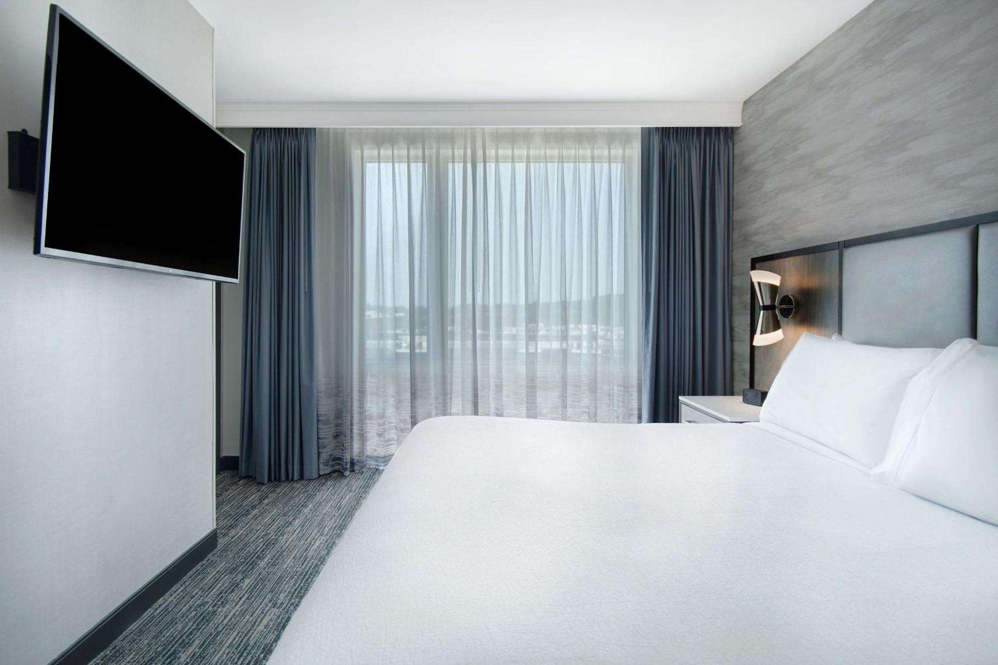Embassy Suites By Hilton Alpharetta Halcyon Εξωτερικό φωτογραφία