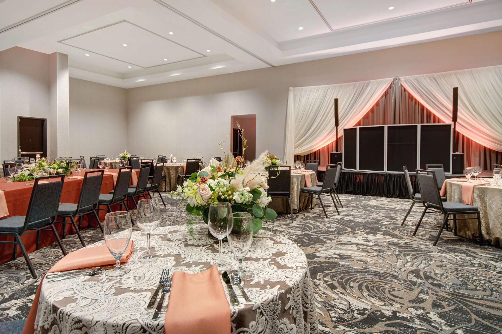 Embassy Suites By Hilton Alpharetta Halcyon Εξωτερικό φωτογραφία